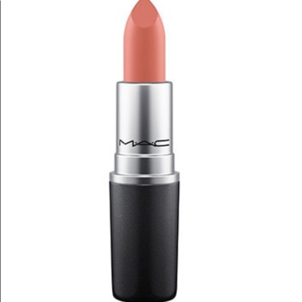 MAC lipstick - Velvet Teddy